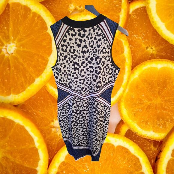 Vince Camuto Black and White Knit‎ Leppard Print Dress Size Medium - Picture 4 of 9